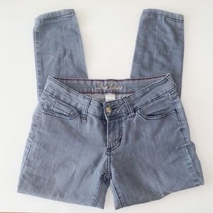 Love culture grey skinny jean sz 1‎